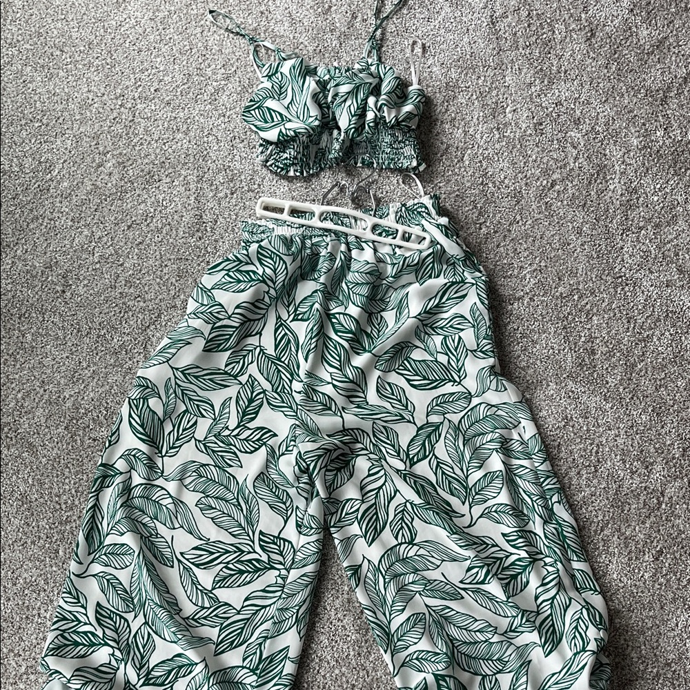 Pink Lily Leaf Patterned Jumpsuit in Green and White